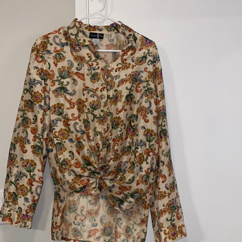 Silk Ncounter floral vintage top M